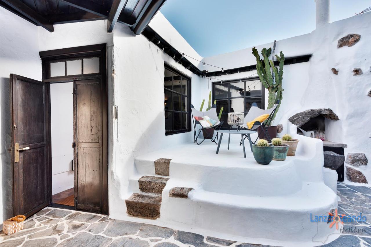 Vivienda Vacacional El Patio De Franky Тегисе Экстерьер фото