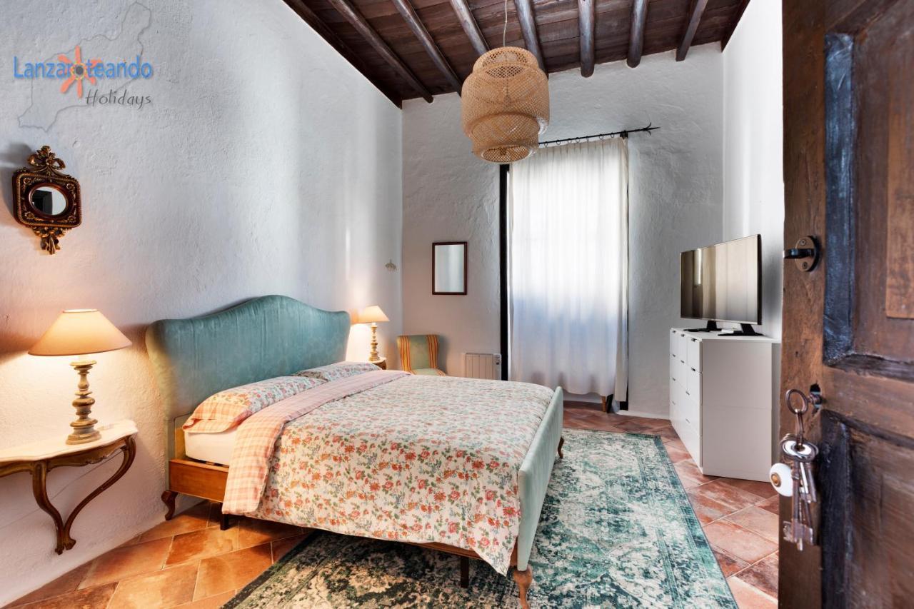 Vivienda Vacacional El Patio De Franky Тегисе Экстерьер фото