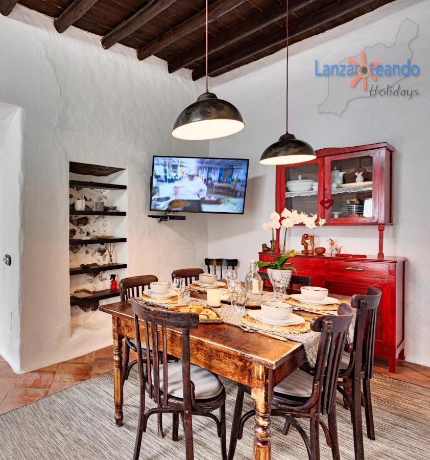 Vivienda Vacacional El Patio De Franky Тегисе Экстерьер фото